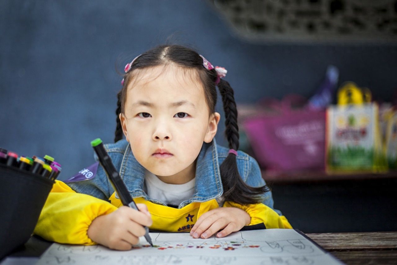 孩子幼兒園默寫拼音僅得48分，就因我忽略了這個